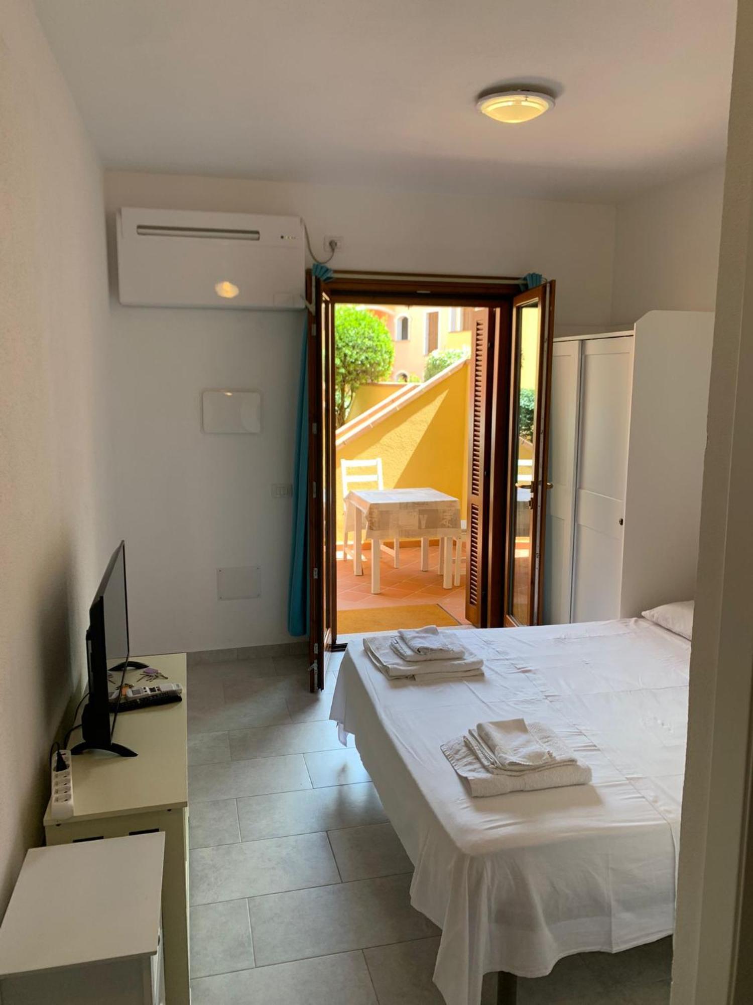 Appartamenti Residence Poseidone Санта-Тереза-Галлура Экстерьер фото